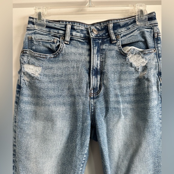American Eagle Medium Wash Mom Jean - Picture 3 of 6
